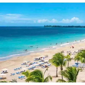 https://cozy-beachfront-studio.greaterantilleshotels.net