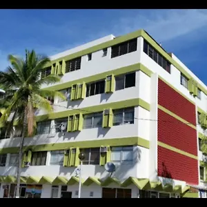 Apartment Top Beach Location 4